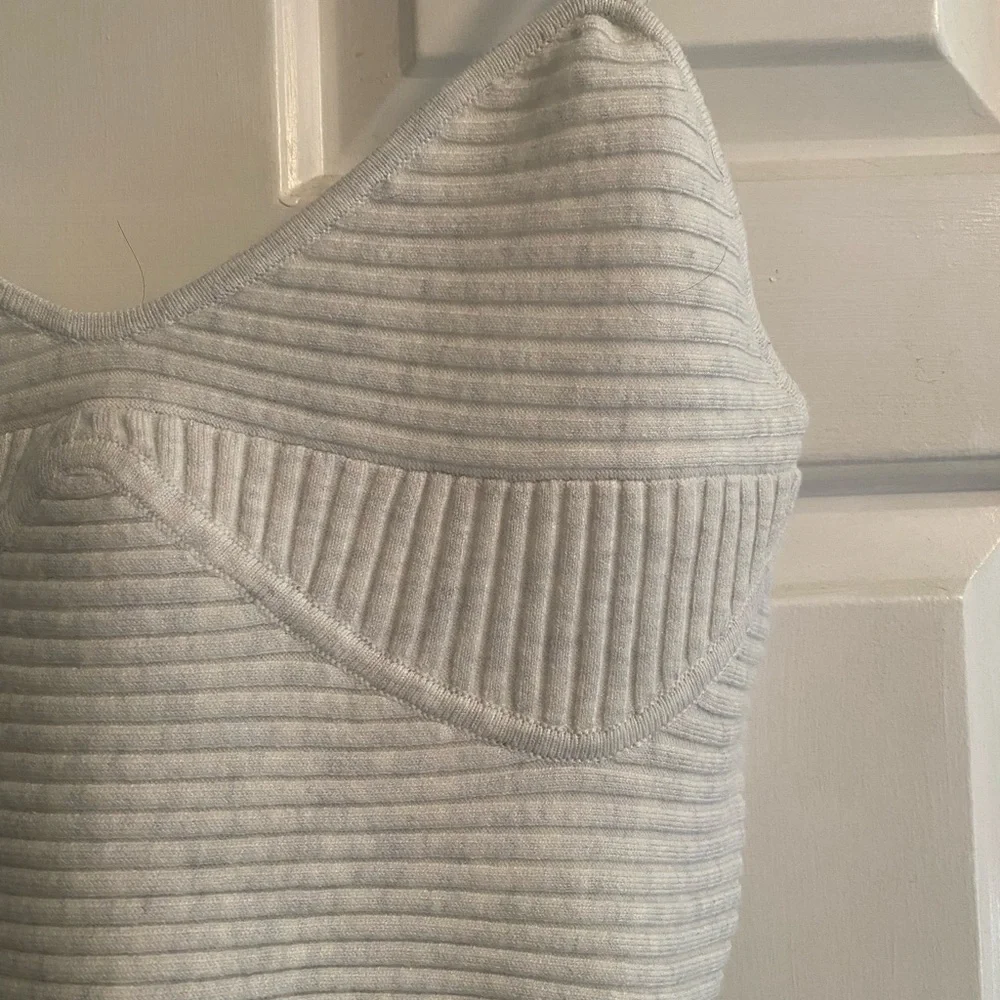 Aerie Light Weight Heather Grey Sweater Crop Top Size M - Picture 2 of 6